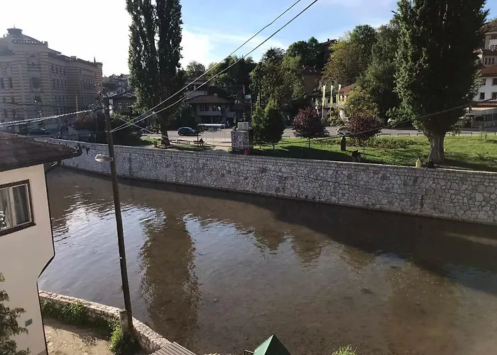 Gæstehus Zaarania *